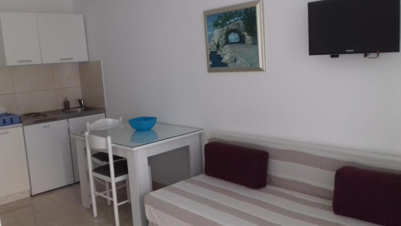 Apartments Lara Podgora Εξωτερικό φωτογραφία