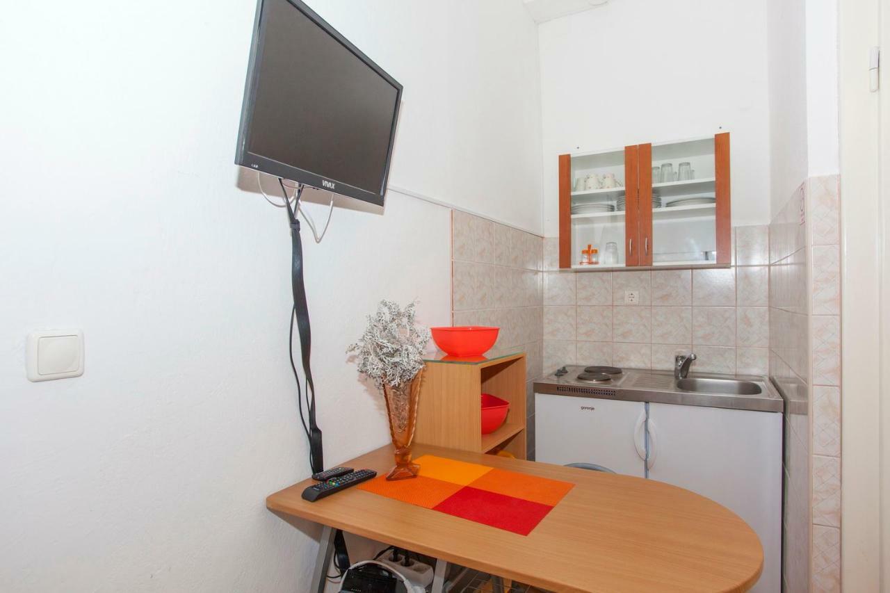 Apartments Lara Podgora Εξωτερικό φωτογραφία
